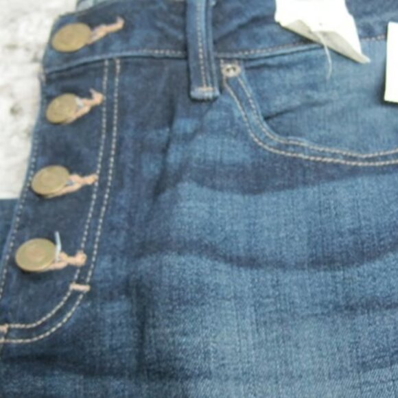 Maurices Regular Boyfriend Jeans Distressed Button Fly Mid Rise Size 4 NWT - Picture 8 of 10